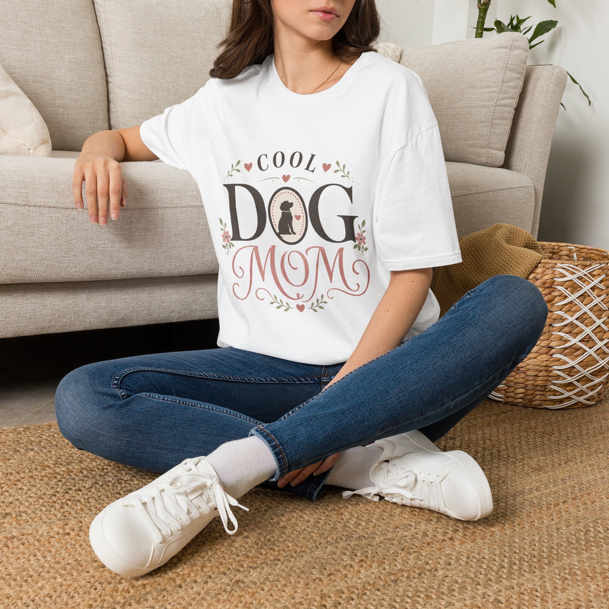 Cool Dog Mom, Classic T-Shirt