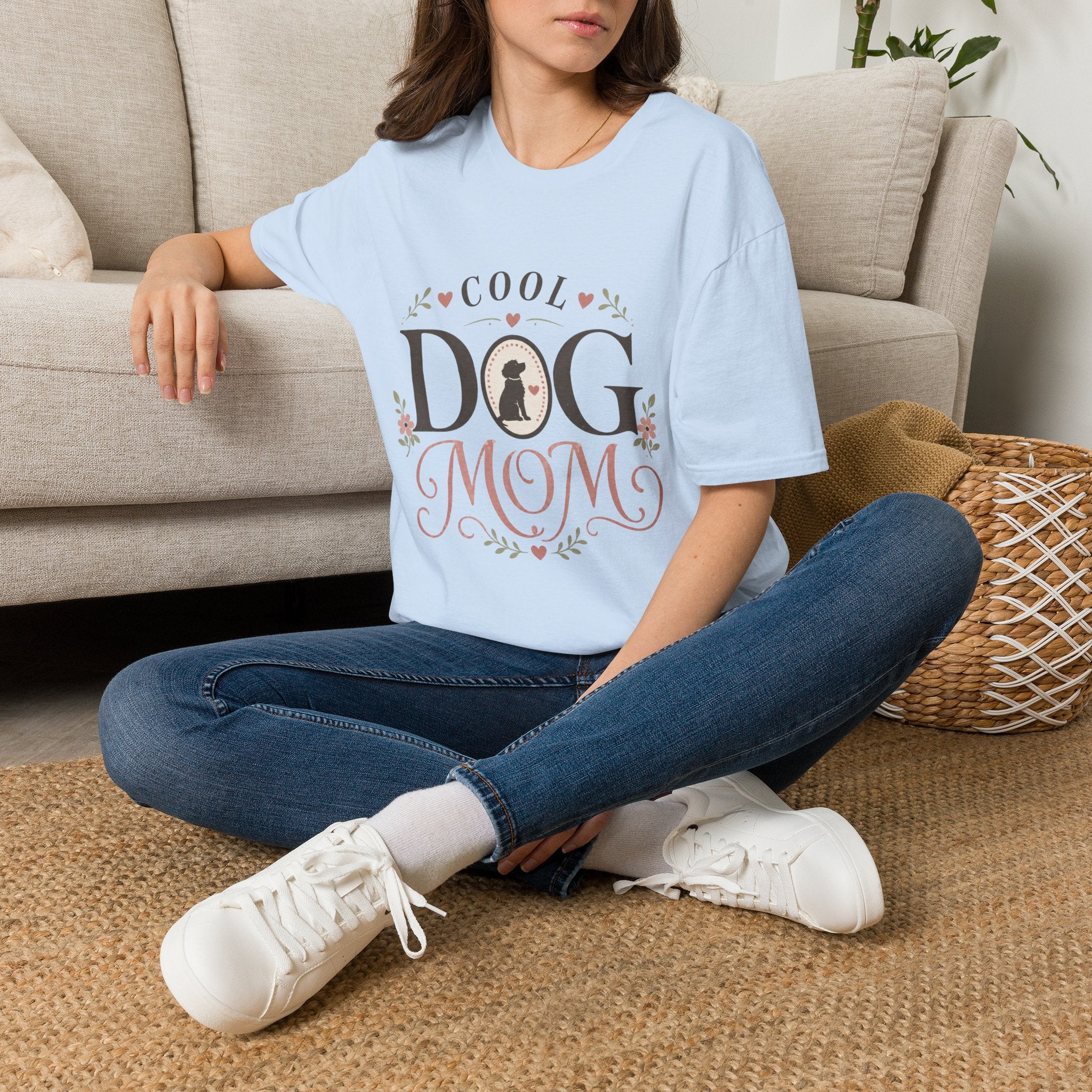 Cool Dog Mom, Classic T-Shirt