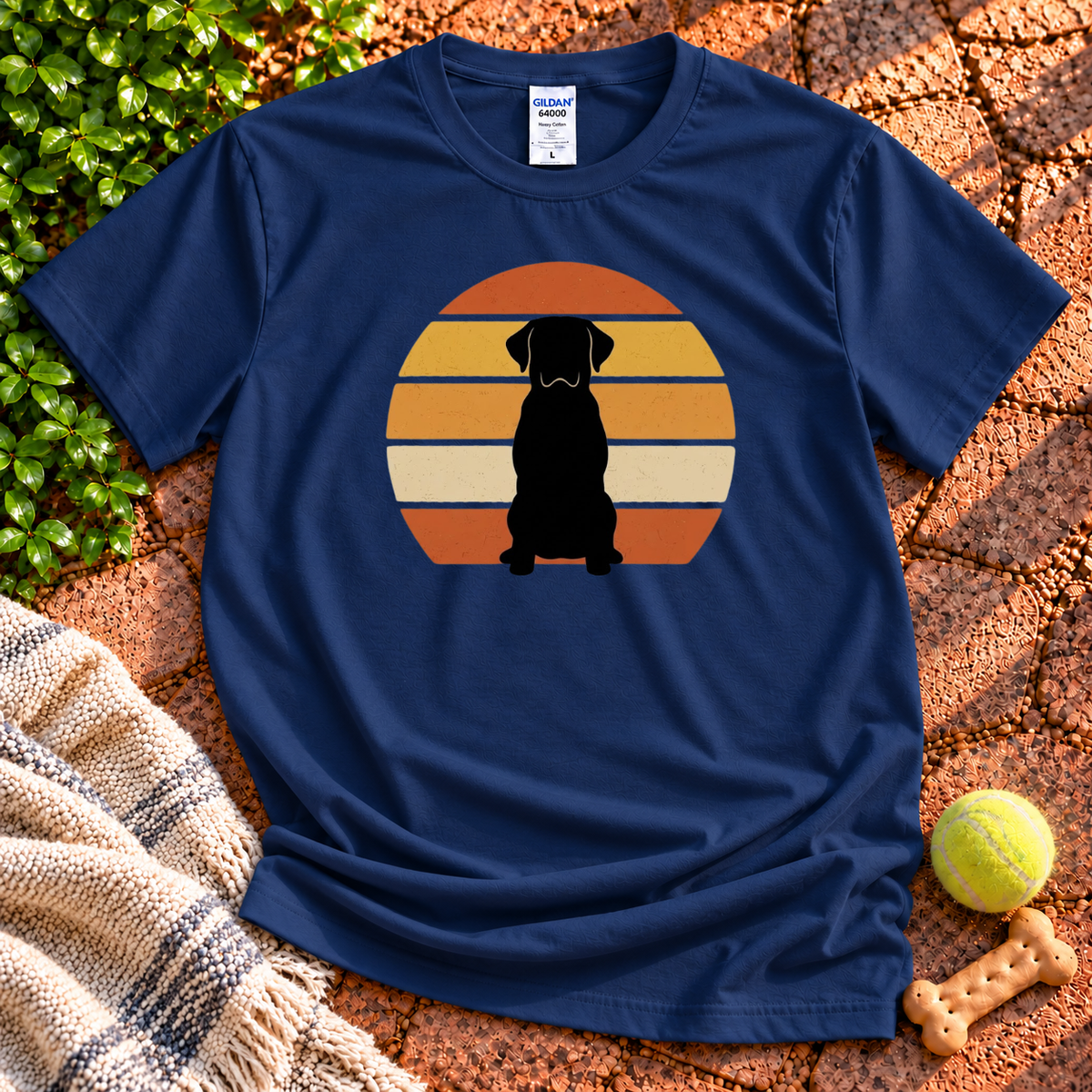 Lab Silhouette dog graphic T-shirt in Navy – Gildan 64000 | Wigglebumms
