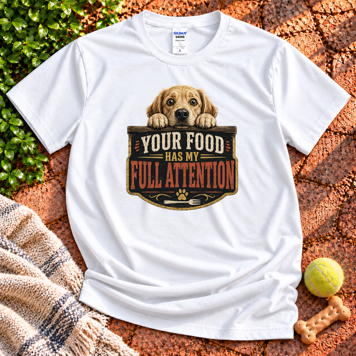 Full Attention dog graphic T-shirt in White – Wigglebumms