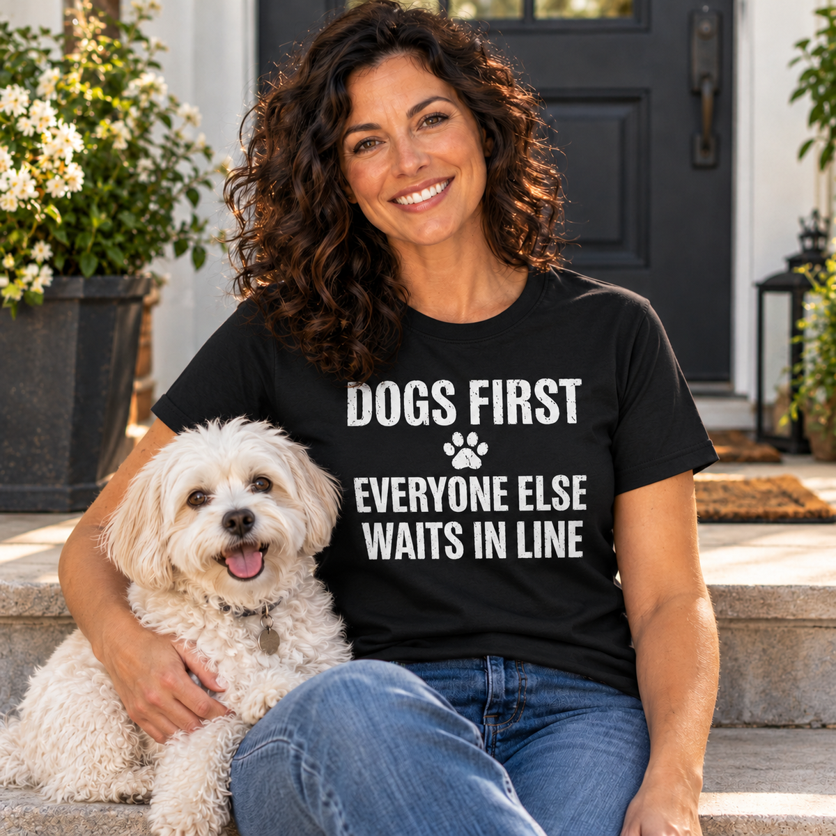 Dogs First dog lover graphic T-shirt – Wigglebumms